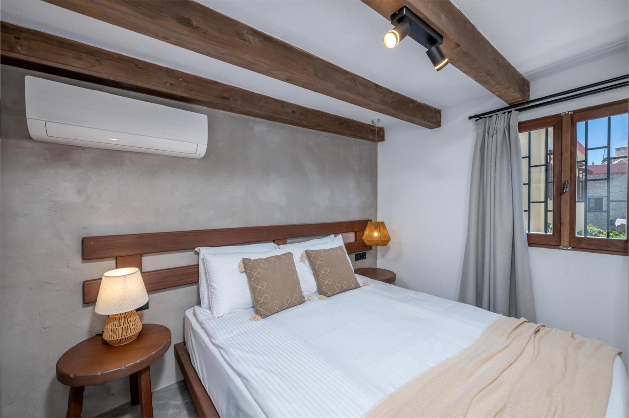 Elia Suites - Old Town Rhodes City エクステリア 写真